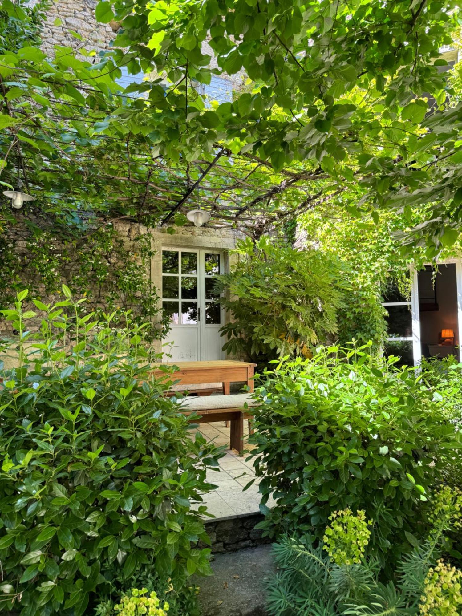 Le Clos De Gordes Eksteriør billede